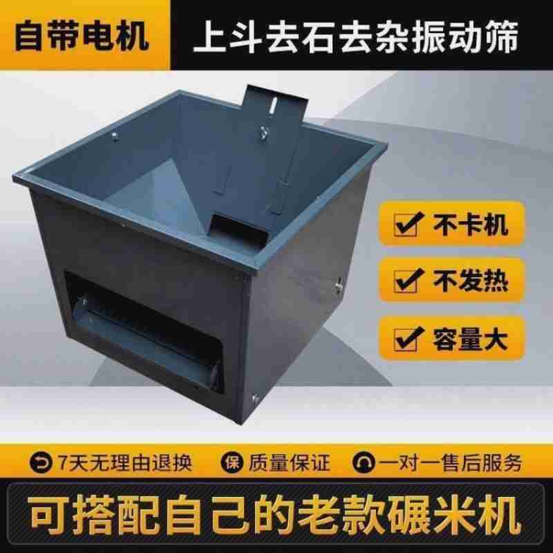 贾博涛表演华山戏法。(资料图)